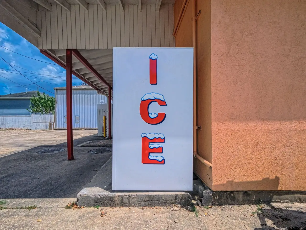 Standalone Ice Maker Repair in Colorado